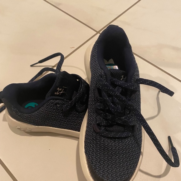 Under Armour Kids Sneakers - Picture 4 of 4